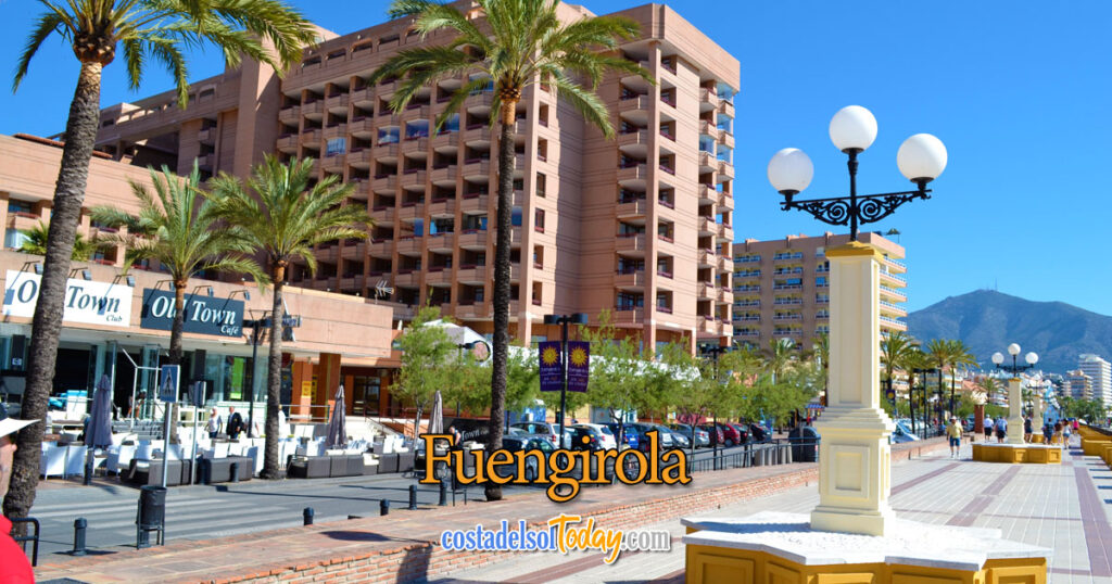 Fuengirola Promenade (El Paseo) livliga barer och restauranger